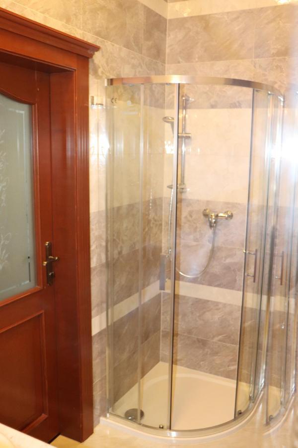 Hotel Viliam Frano Nitra Extérieur photo