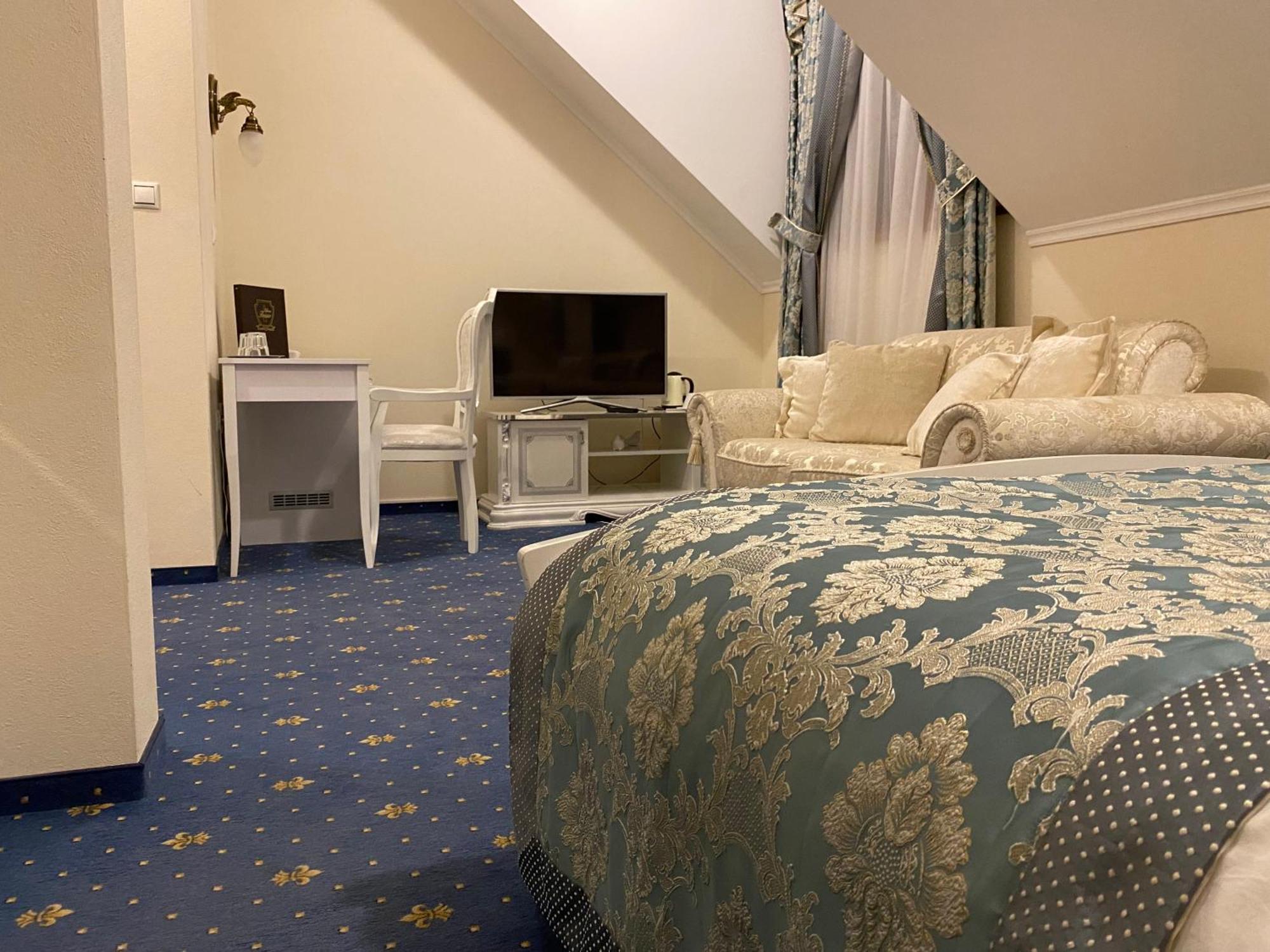 Hotel Viliam Frano Nitra Extérieur photo