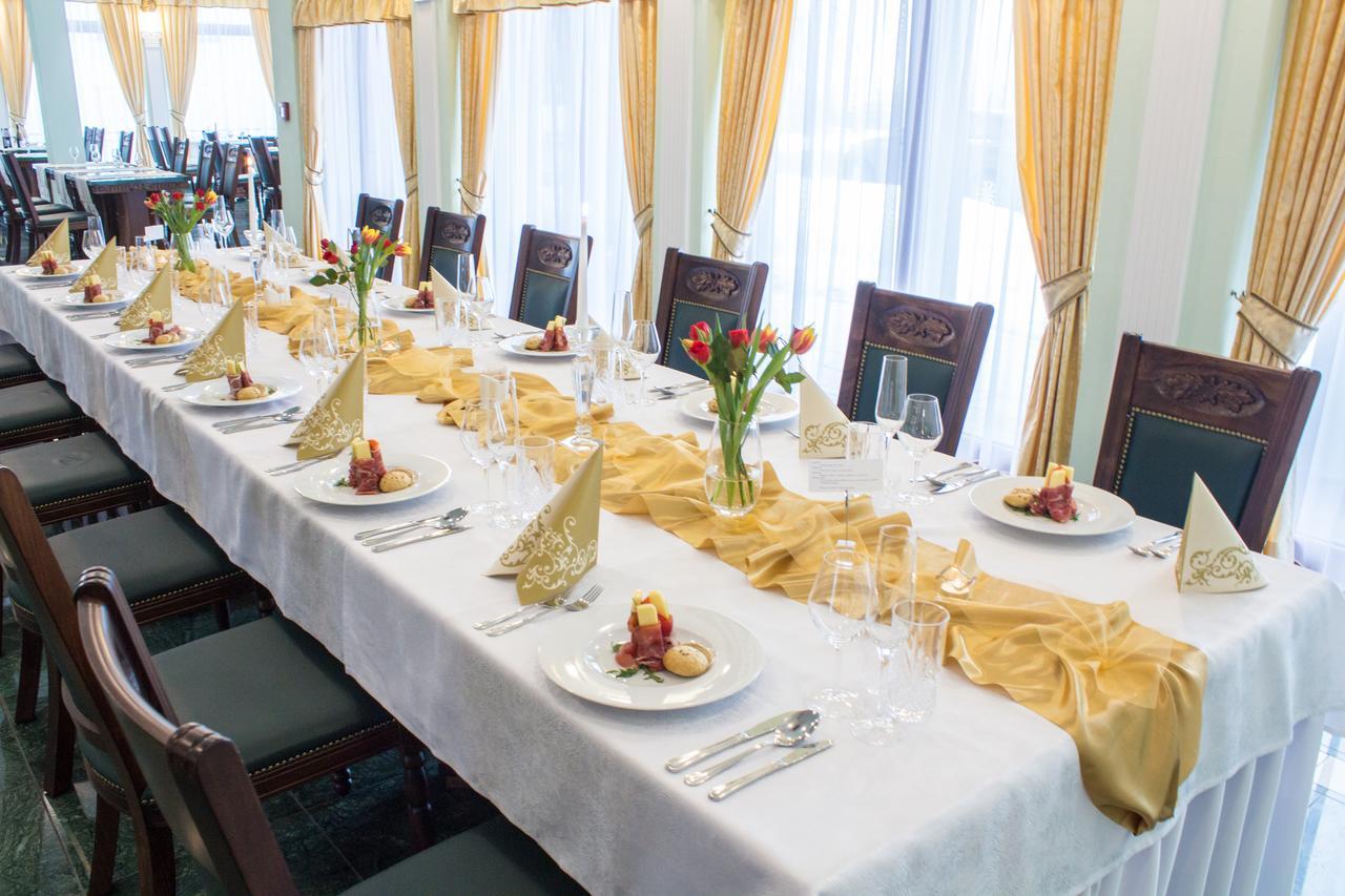 Hotel Viliam Frano Nitra Extérieur photo