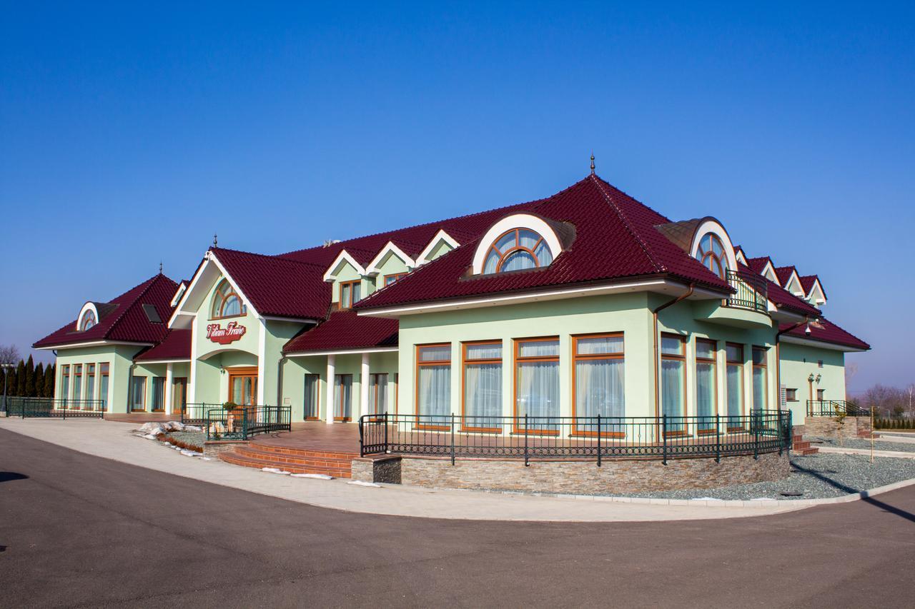 Hotel Viliam Frano Nitra Extérieur photo