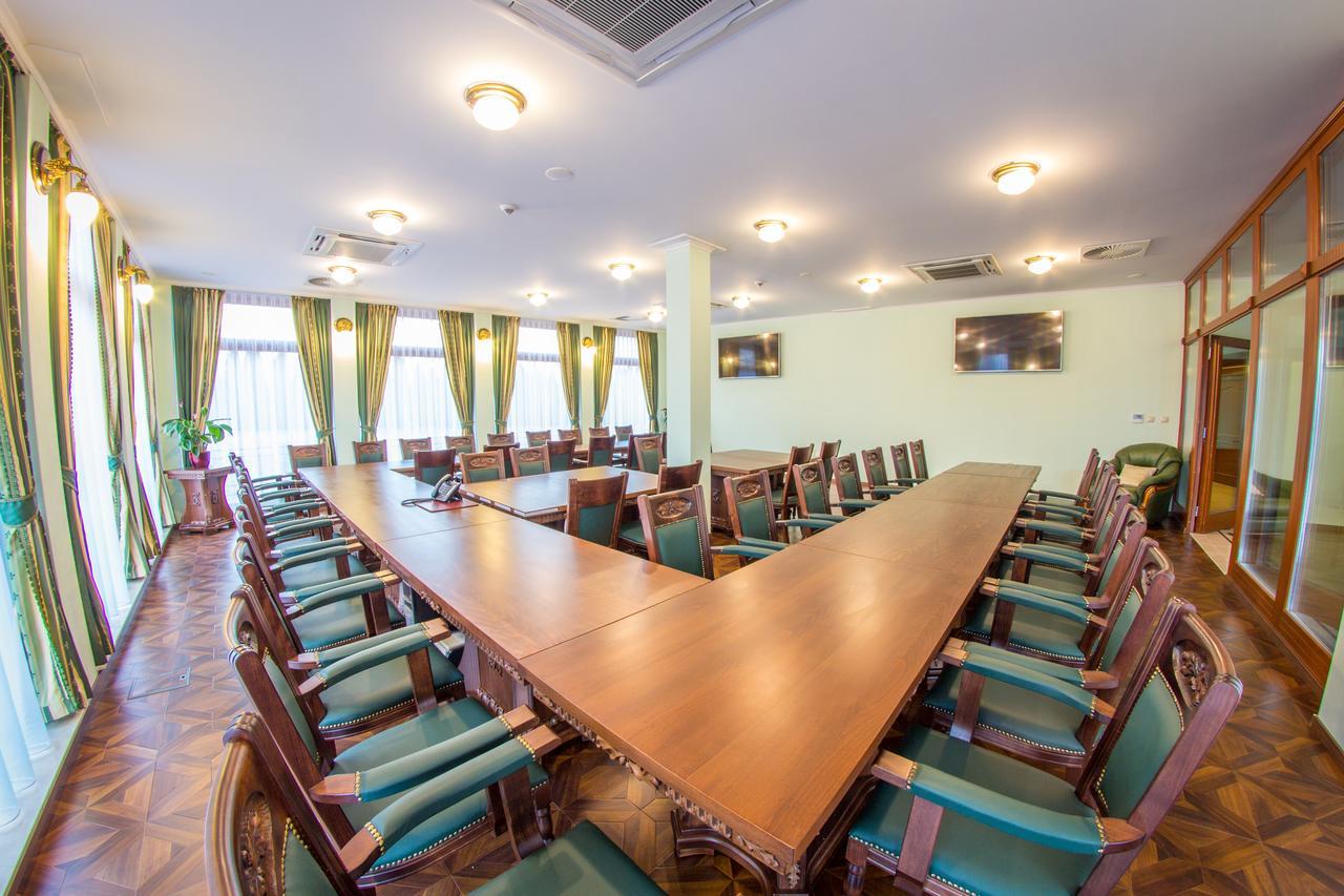 Hotel Viliam Frano Nitra Extérieur photo
