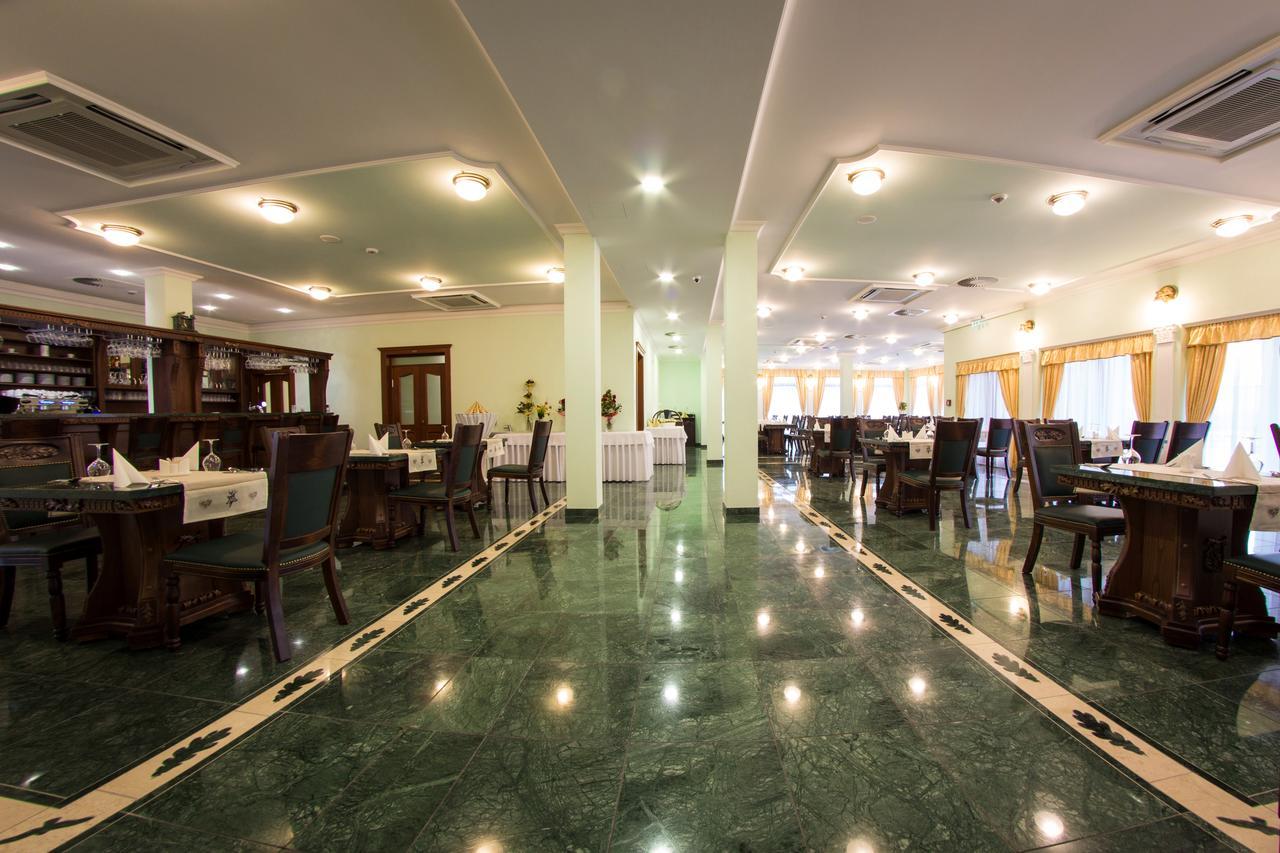 Hotel Viliam Frano Nitra Extérieur photo