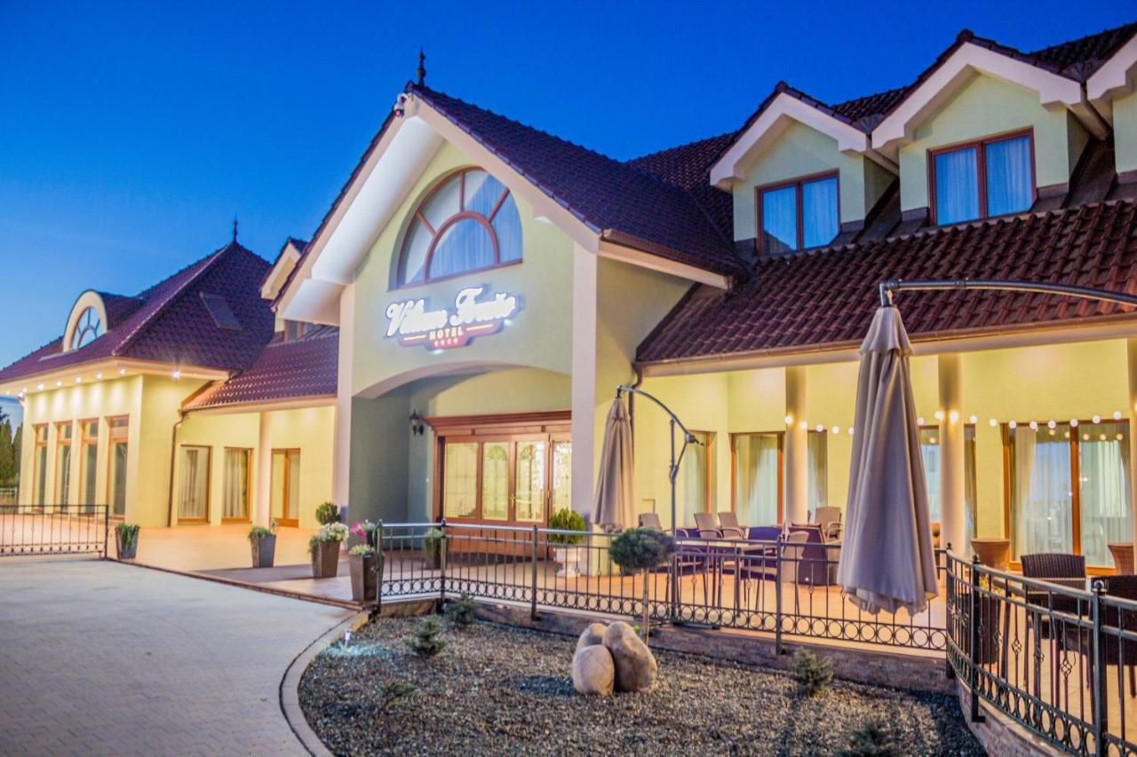 Hotel Viliam Frano Nitra Extérieur photo
